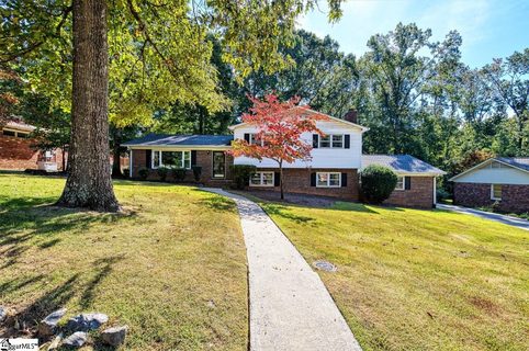 11 Wayne Drive