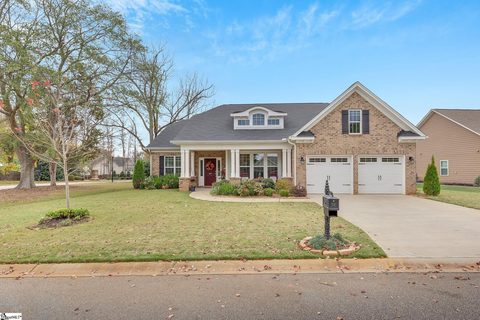 401 Chillingham Court