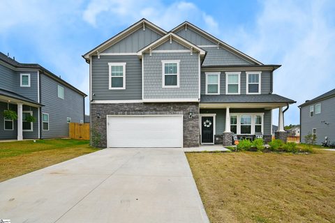 121 Graceful Sedge Way