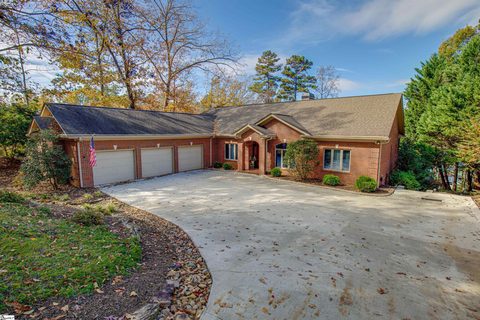 142 East Waterford Drive sold home in Waterford, Seneca, SC