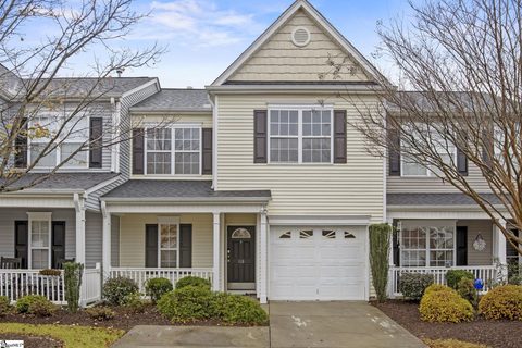 118 Pine Walk Drive