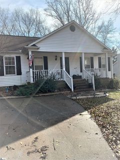 100 Autumnwood Way