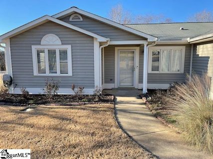 3 Hillview Drive