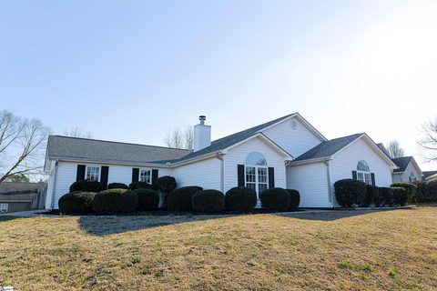 1 Grackle Court sold home in River Ridge, Simpsonville, SC