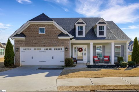 208 E Pyrenees Drive sold home in Lyman Farms At Shiloh, Lyman, SC