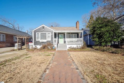 656 Woodland Street
