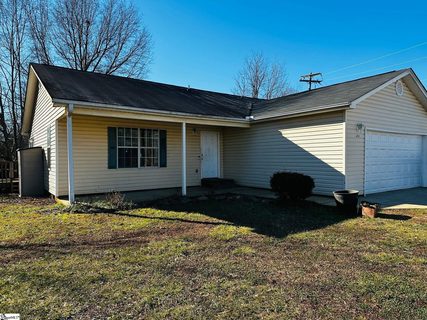 400 Gravley Road sold home in Forest Creek, Greer, SC