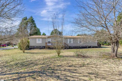 718 Conners Boulevard sold manufactured home in Bent Creek II, Piedmont, SC