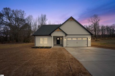 124 Sheila Drive sold home in Burgess Estates, Williamston, SC