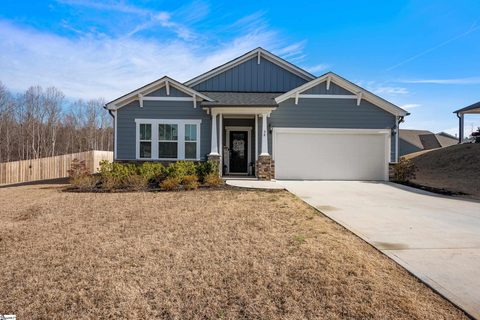 38 Winged Bourne Court