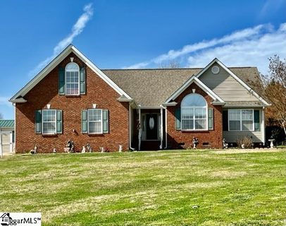 1896 Sharon Road sold home in Heatherwood, Woodruff, SC