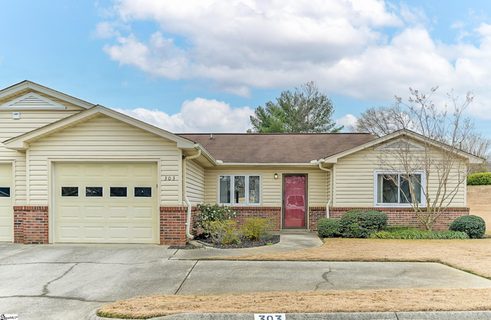 303 Lakeside Terrace
