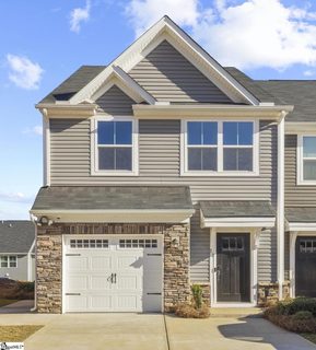12 Country Dale Drive