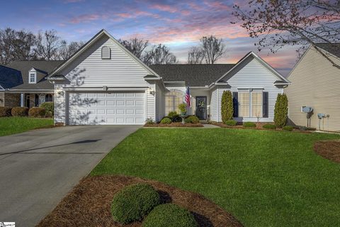 4 Bamburgh Brae Court sold home in Gresham Park, Simpsonville, SC