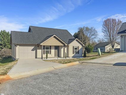 267 Ranier Drive sold home in South Field, Inman, SC