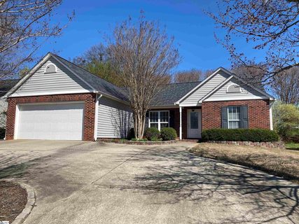 429 Riverside Chase Circle