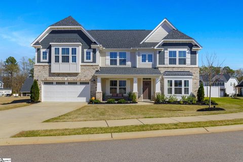 9 Mohegan Way