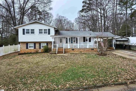 404 Chuckwood Drive