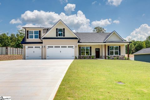 243 Inlet Pointe Drive