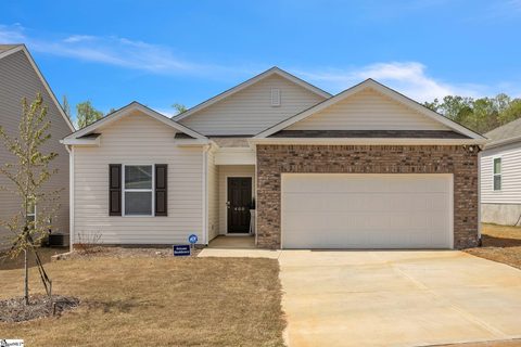 400 Ashwood Way