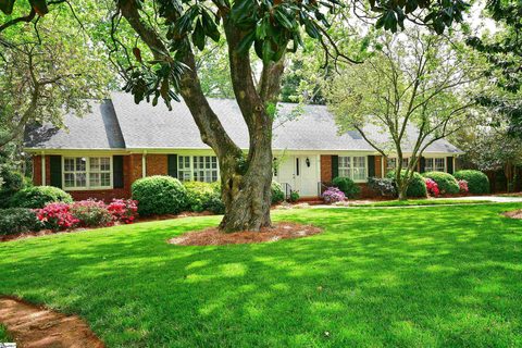 105 Chateau Drive