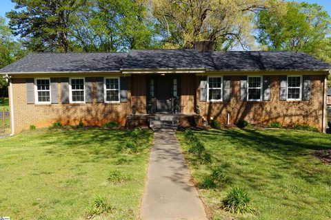 423 Farnsworth Road sold home in Vanderbilt Hills, Spartanburg, SC