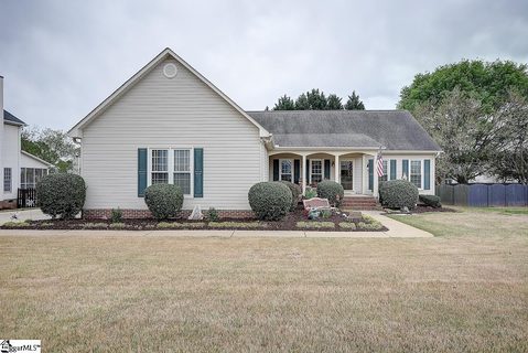 116 Chenoweth Drive