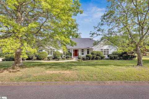 Previously sold for $640,000