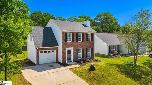 421 Riverside Chase Circle