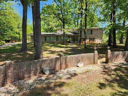 6 Fenwick Court sold home in Fenwick Heights, Greenville, SC