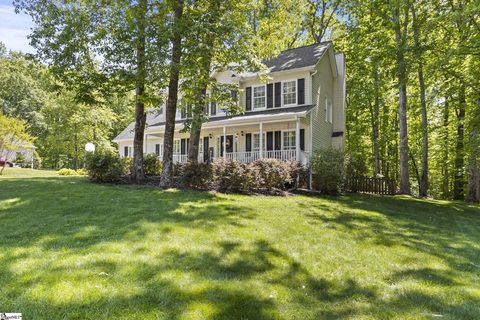 303 Farmwood Drive sold home in Woodgreen, Fountain Inn, SC