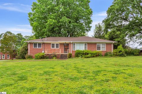 132 Tanglewood Drive