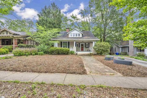 203 W Prentiss Avenue