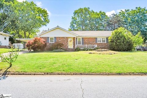 126 Abbotsford Drive