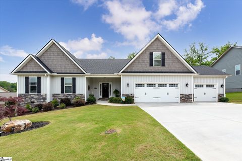 5 Alice Kelley Court sold home in Kelley Farms, Travelers Rest, SC
