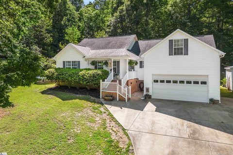 Previously sold for $415,000