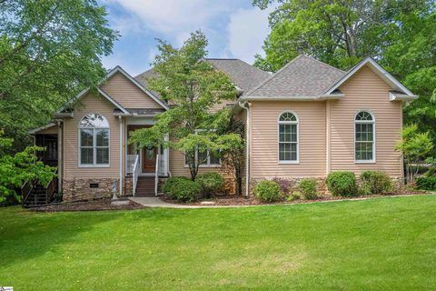 Previously sold for $407,800