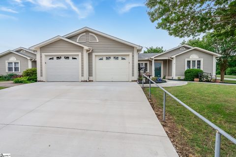2 Hillview Drive
