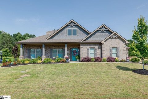 106 James Lake Way
