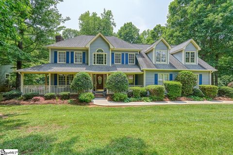 711 Lakewinds Boulevard