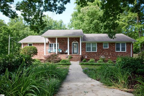 206 Cherokee Drive
