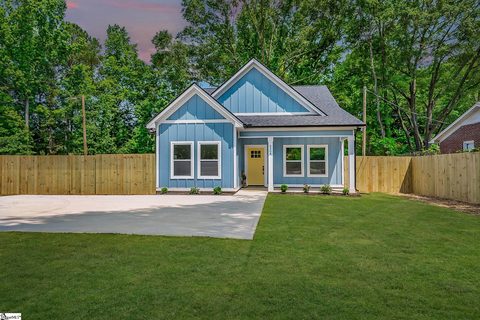 520A Hellams Street sold home in Woodland Heights, Fountain Inn, SC