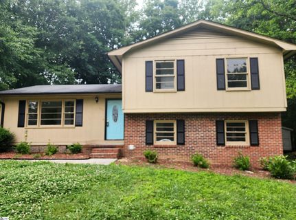 140 Ashdown Drive