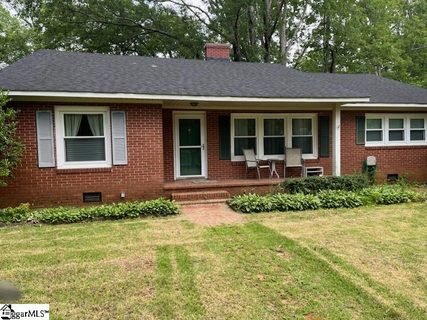 101 Meadow Road sold home in Grayview Estate, Laurens, SC