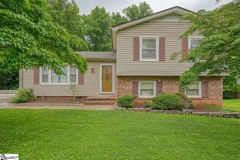 413 Seminole Drive