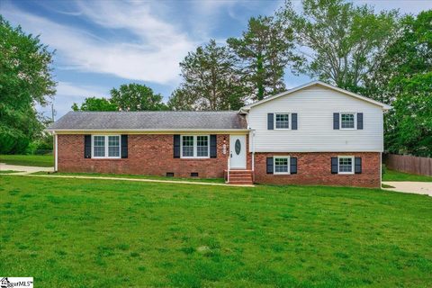 102 Forest Park Drive sold home in Forest Park, Easley, SC