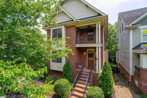 5 W Prentiss Avenue