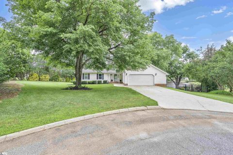 104 Capriole Court