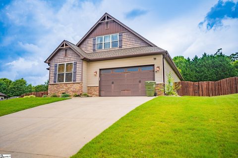 Previously sold for $385,900