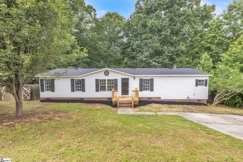 409 Walnut Crest Court sold manufactured home in Walnut Crest, Fountain Inn, SC